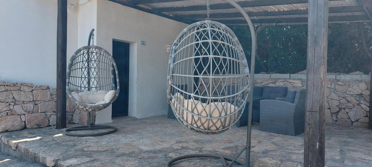Domus Liscia Di Vacca Aparthotel ภายนอก รูปภาพ