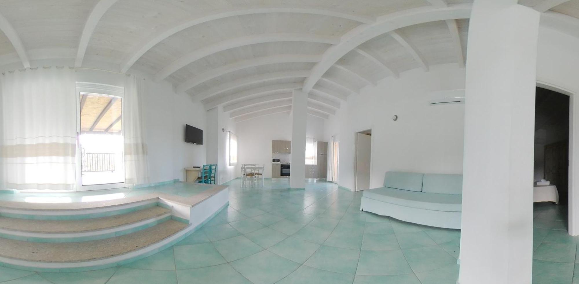 Domus Liscia Di Vacca Aparthotel ภายนอก รูปภาพ
