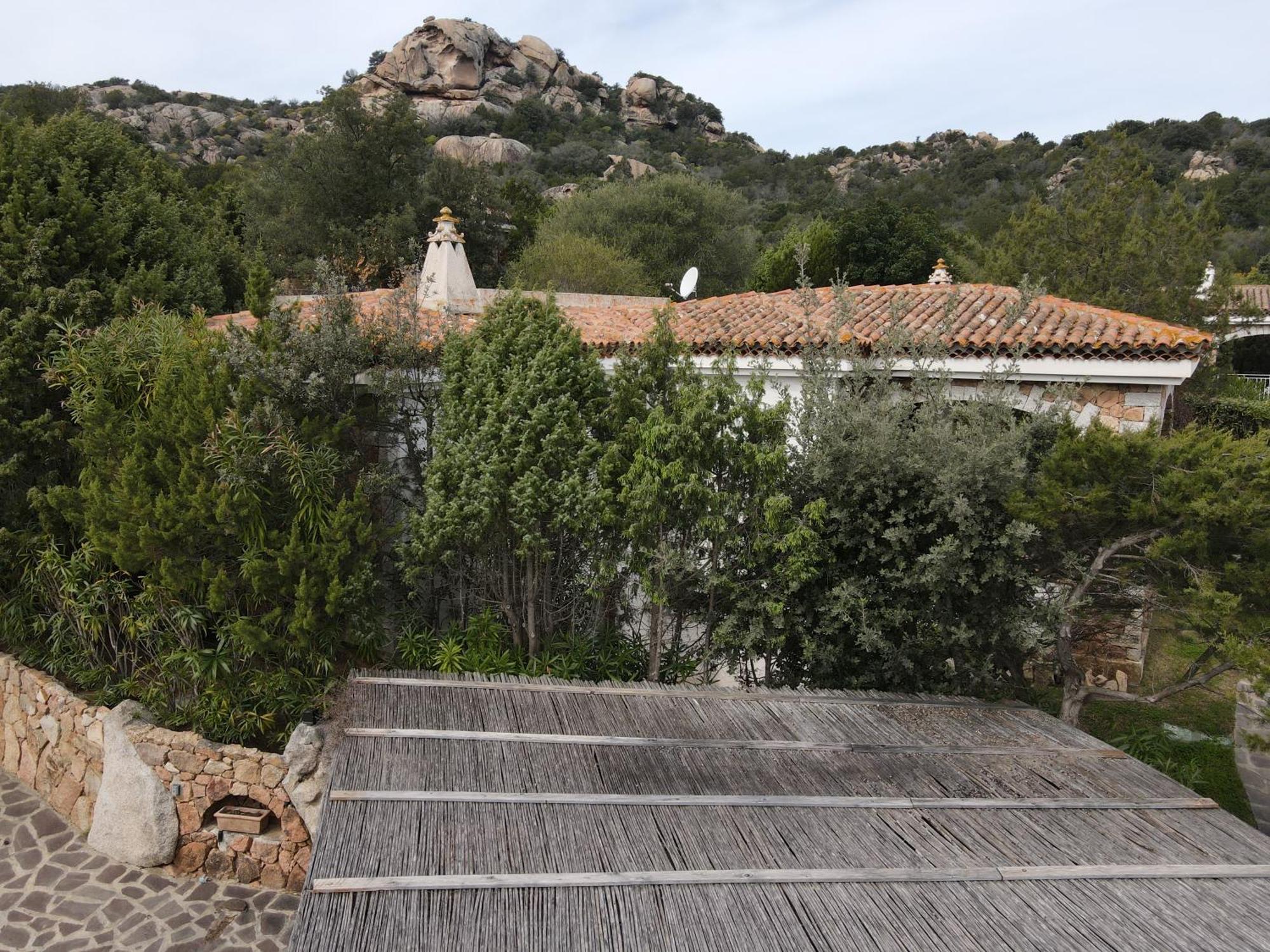 Domus Liscia Di Vacca Aparthotel ภายนอก รูปภาพ